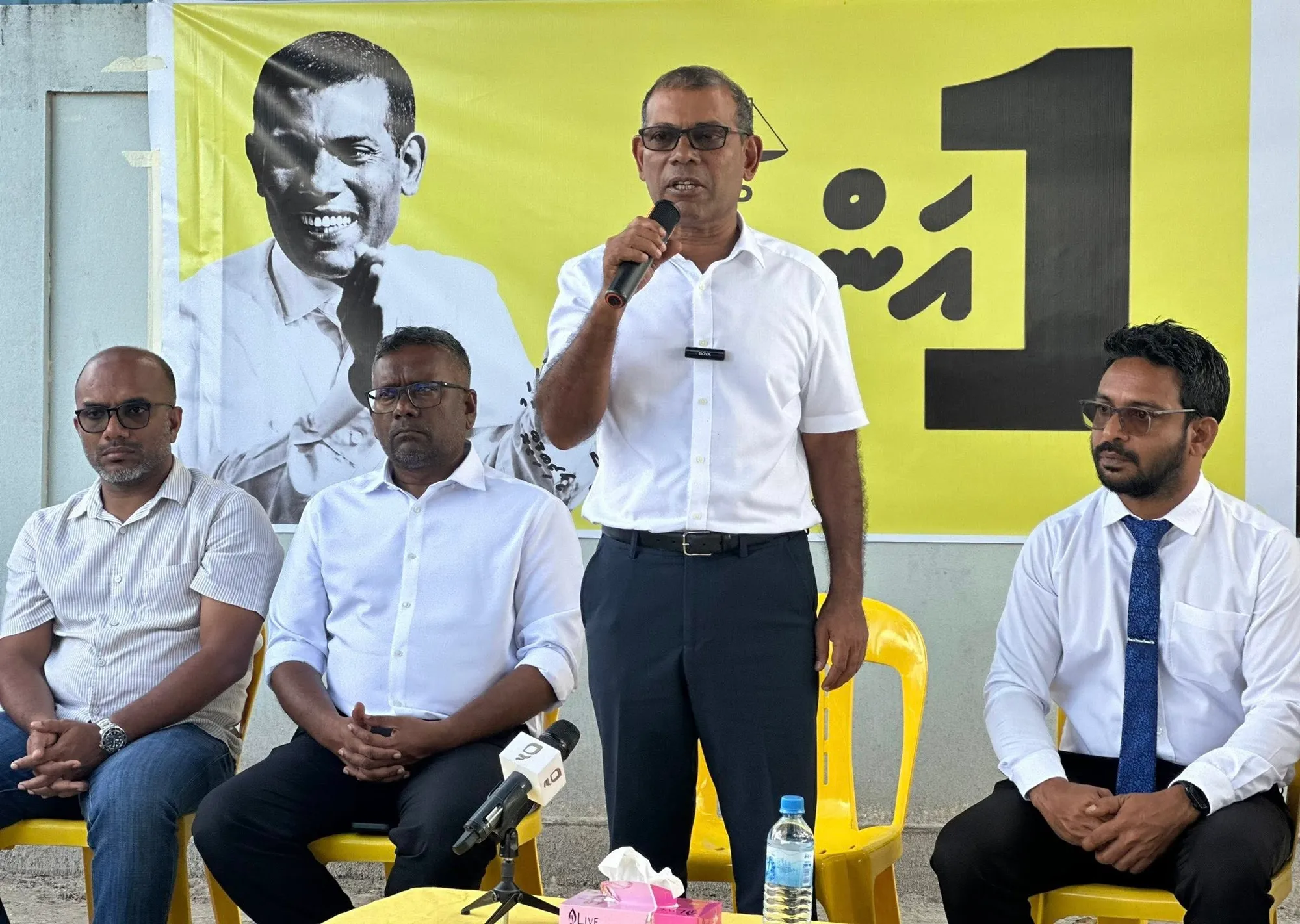އަމީރު އަދި ފައްޔާޒް ރައީސް ނަޝީދާއެކު ފަރެސްމާތޮޑާގައި - ފޭސްބުކް ފޮޓޯ: ޗާލީ