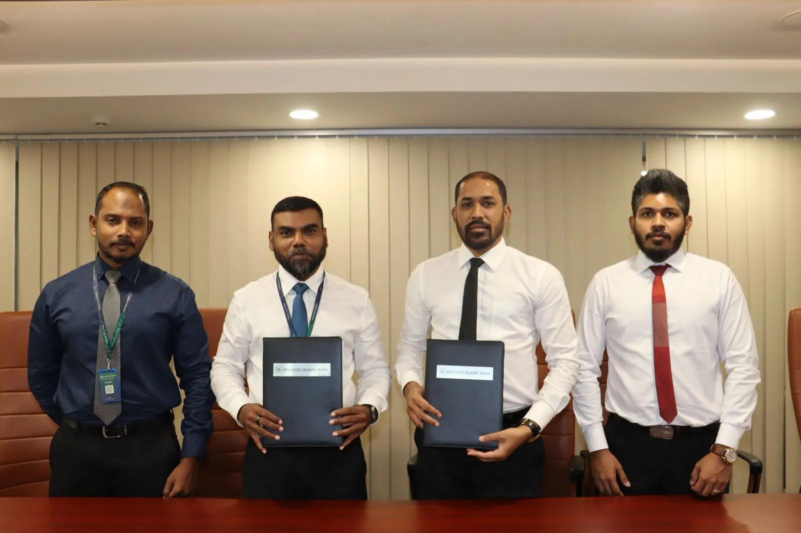 ކަސްޓަމަރުންނަށްދޭ ހިދުމަތް ފަސޭހަކުރުމަށް, ޑިއެންއާރާ އެމްއައިބީން އެއްބަސްވުމެއް