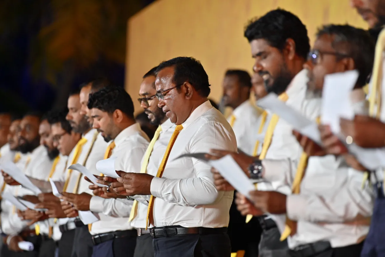 ޕާޓީ ދޫކޮށް ނުދާނެ ކަމަށް ބުނެ އެމްޑީޕީ ކެންޑިޑޭޓުން ހުވާ ކުރަނީ-- ފޮޓޯ/އެމްޑީޕީ