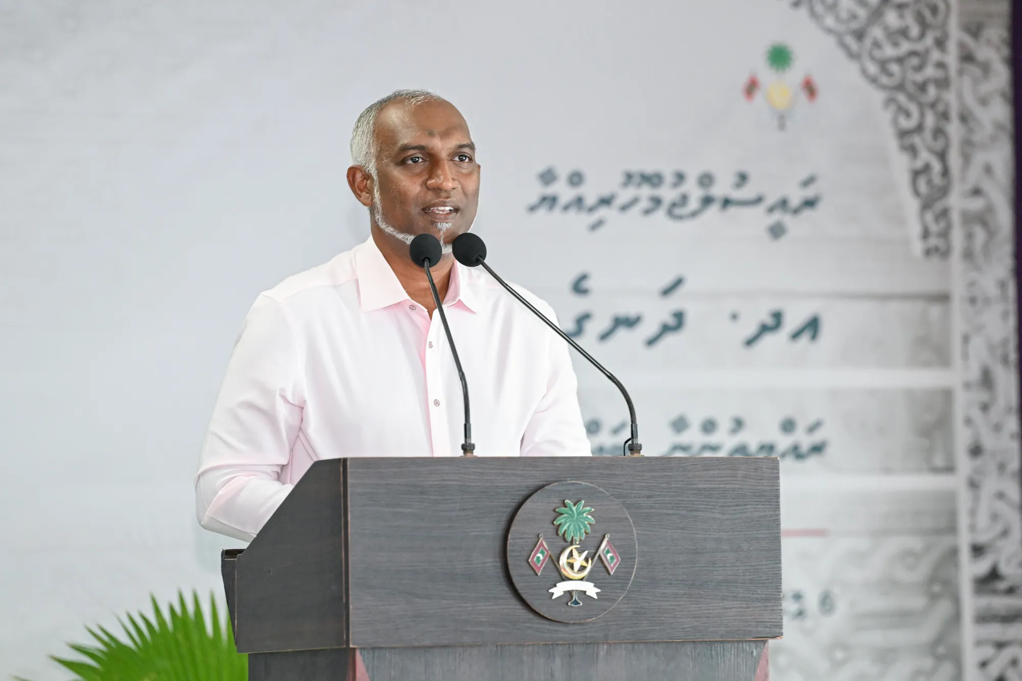 ދަނގެތީގައި މަޝްރޫޢުތައް ކުރިއަށްދާނީ ރައްޔިތުން އެދޭގޮތަށް – އަންނަ އޭޕްރީލްގެ ކުރިން ޑޮލަރު އޭޓީއެމްވެސް ލިބޭނެ: ރައީސް މުޢިއްޒު