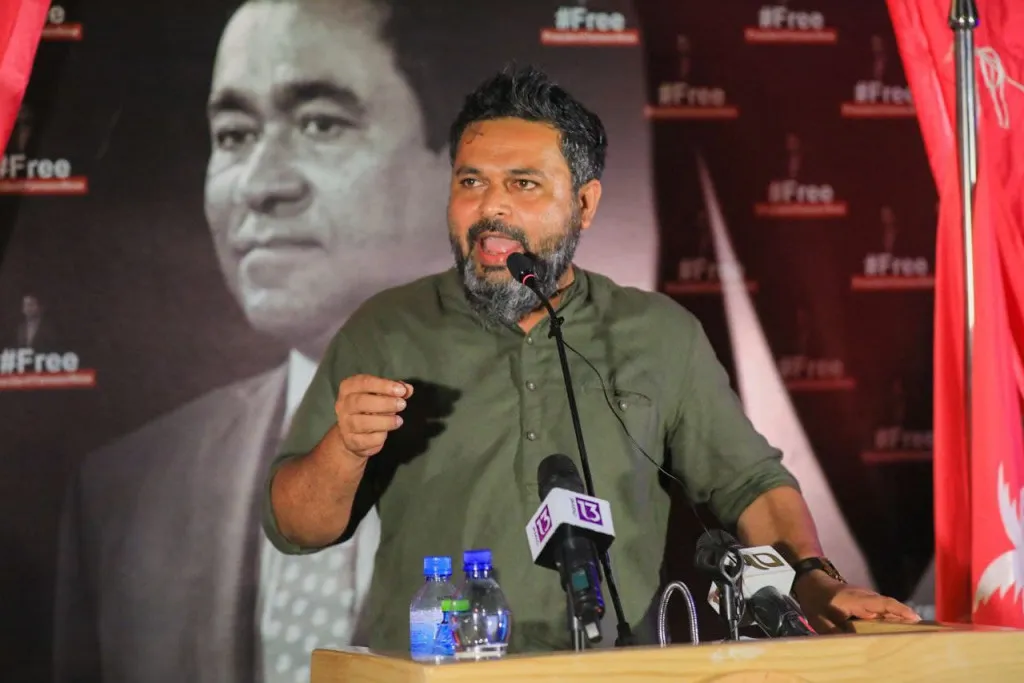 މިއަދު މި އެނގުނީ ގައުމު ހަމަ މަގަށް އެޅުވޭނީ ރައީސް ޔާމީންއަށް ކަން: ޝިޔާމު