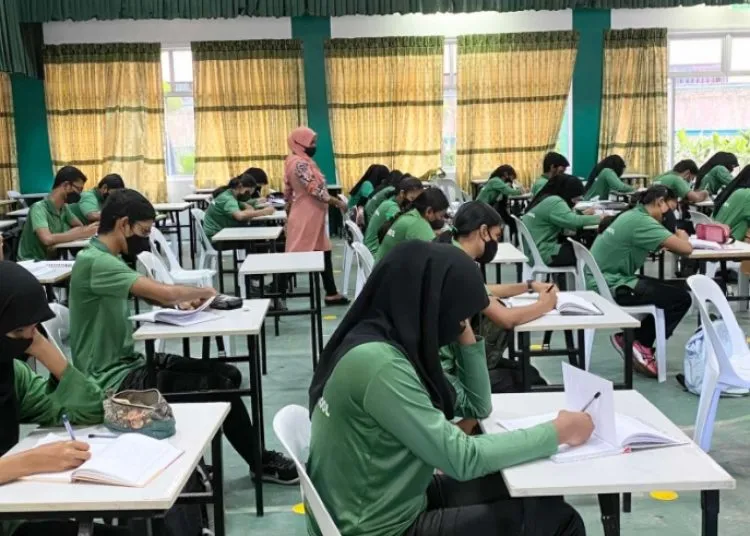 6000 އަށްވުރެ ގިނަ ދަރިވަރުންނާއި އެކު އޯލެވެލް އިމްތިހާނު ފަށައިފި