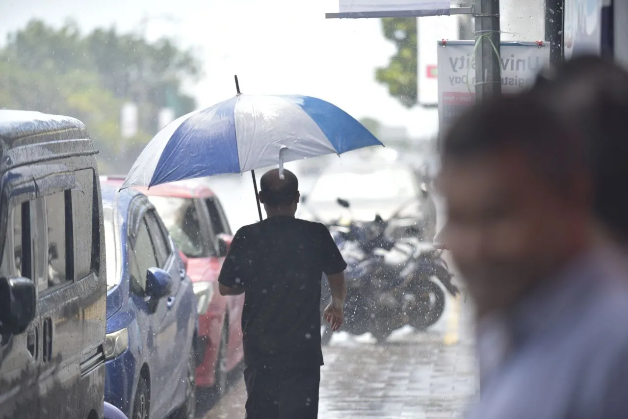 ރާއްޖޭގެ ބޮޑު ބަޔަކަށް މޫސުން ގޯސް؛ އުތުރަށް ރީނދޫ ސަމާލު ނެރެފި!