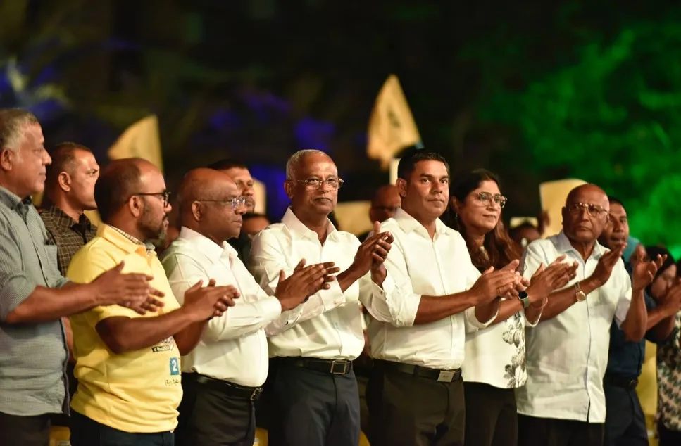 އަނެއްކާވެސް ސަރުކާރު ވައްޓާލުމުގެ ބަޣާވަތަކަށްތަ؟