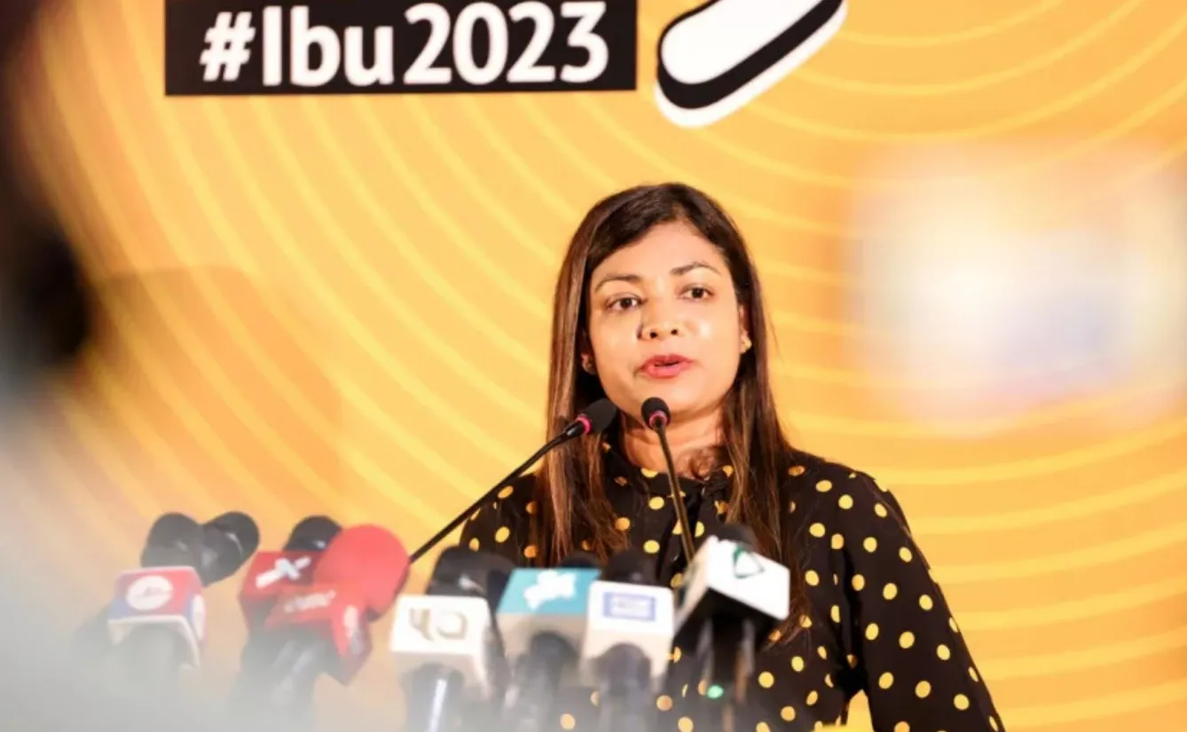 ހިތްވަރު ދޭންވީ ޒުވާނުން މަސްތުވާތަކެތީން ދުރުހެލި ކުރުވުމަށް: ރޮޒައިނާ
