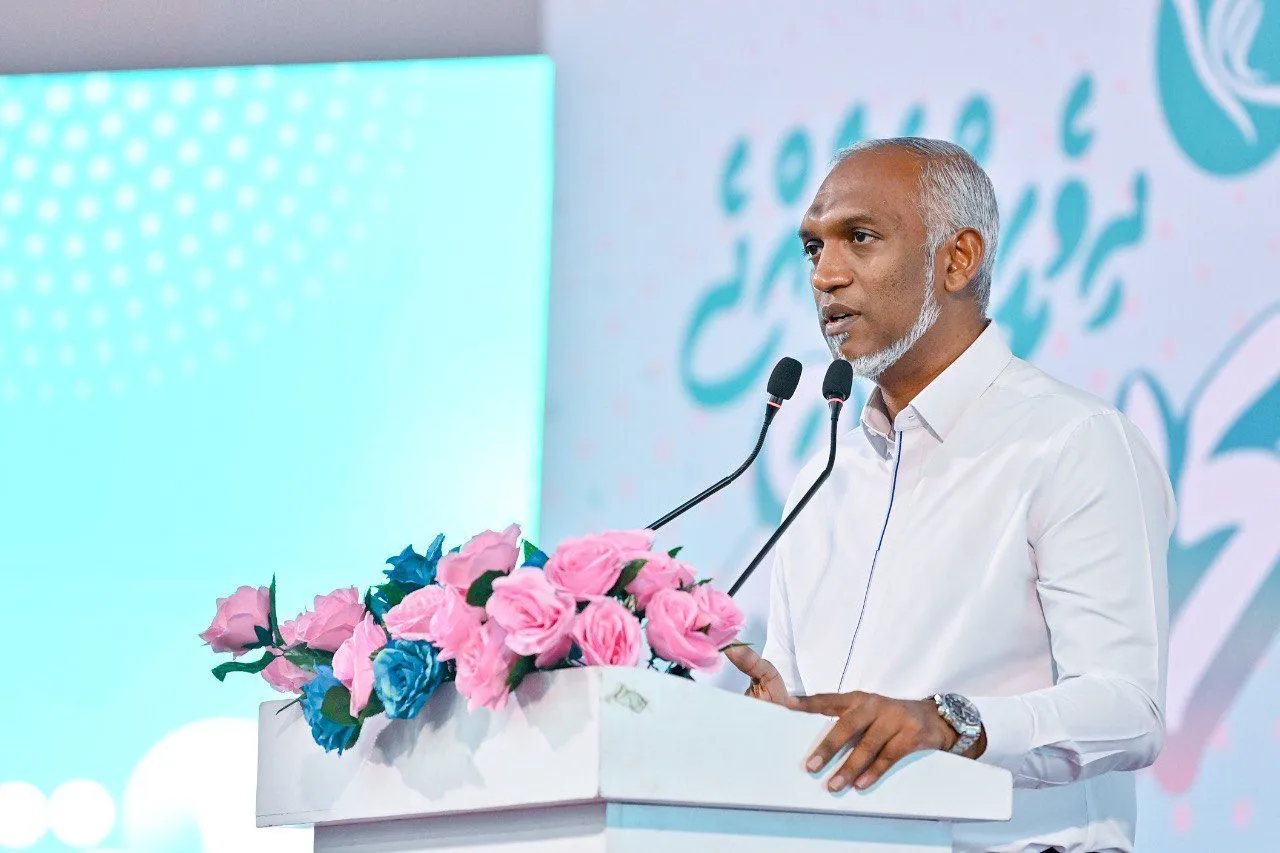 President Dr. Muizzu speaking at last night's meeting (Photo/PNC)