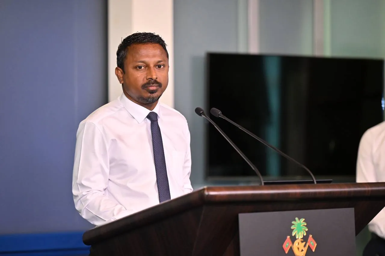 ފޮރިން އިންވެސްޓްމަންޓް ގާނޫނު ތަސްދީގު ކުރި ނަމަވެސް، އަމަލުކުރަން ފަށާނީ 3 މަސްފަހުން: އުޝާމް