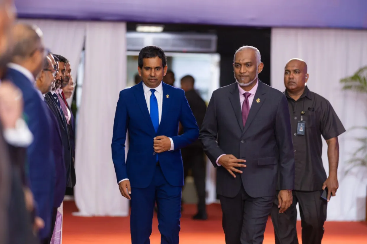 ދުވަހުގެ ގިނަ ވަގުތު ރައީސް ހޭދަކުރައްވަނީ މަޝްރޫއު ތަކުގެ އަދާހަމަ ބެއްލެވުމުގައި: މިނިސްޓަރު ސައީދު