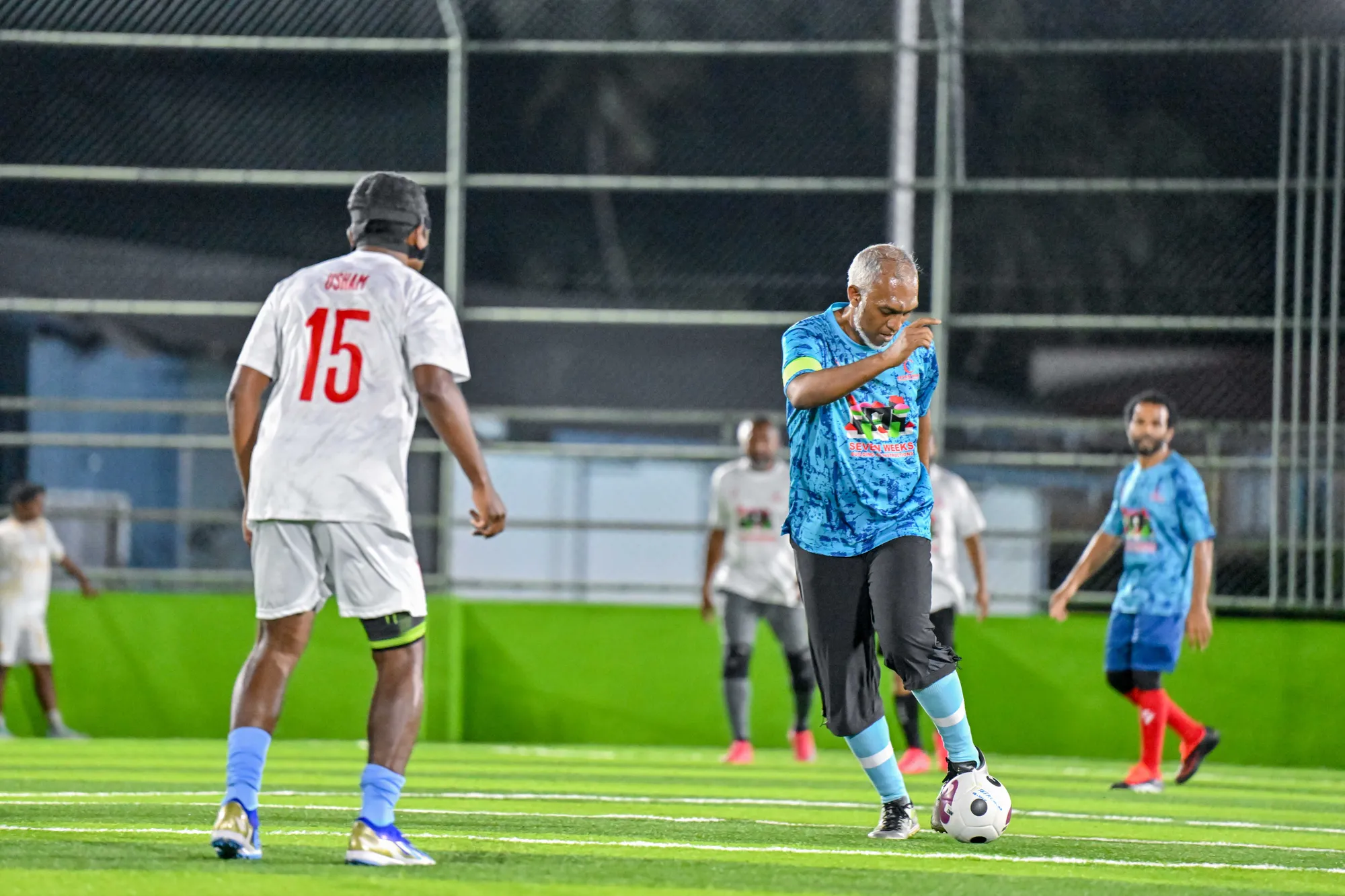ރާއްޖޭގެ ރައީސް އާއި ފީފާގެ ރައީސް ފުޓްބޯޅަ މެޗެއް މާދަމާ