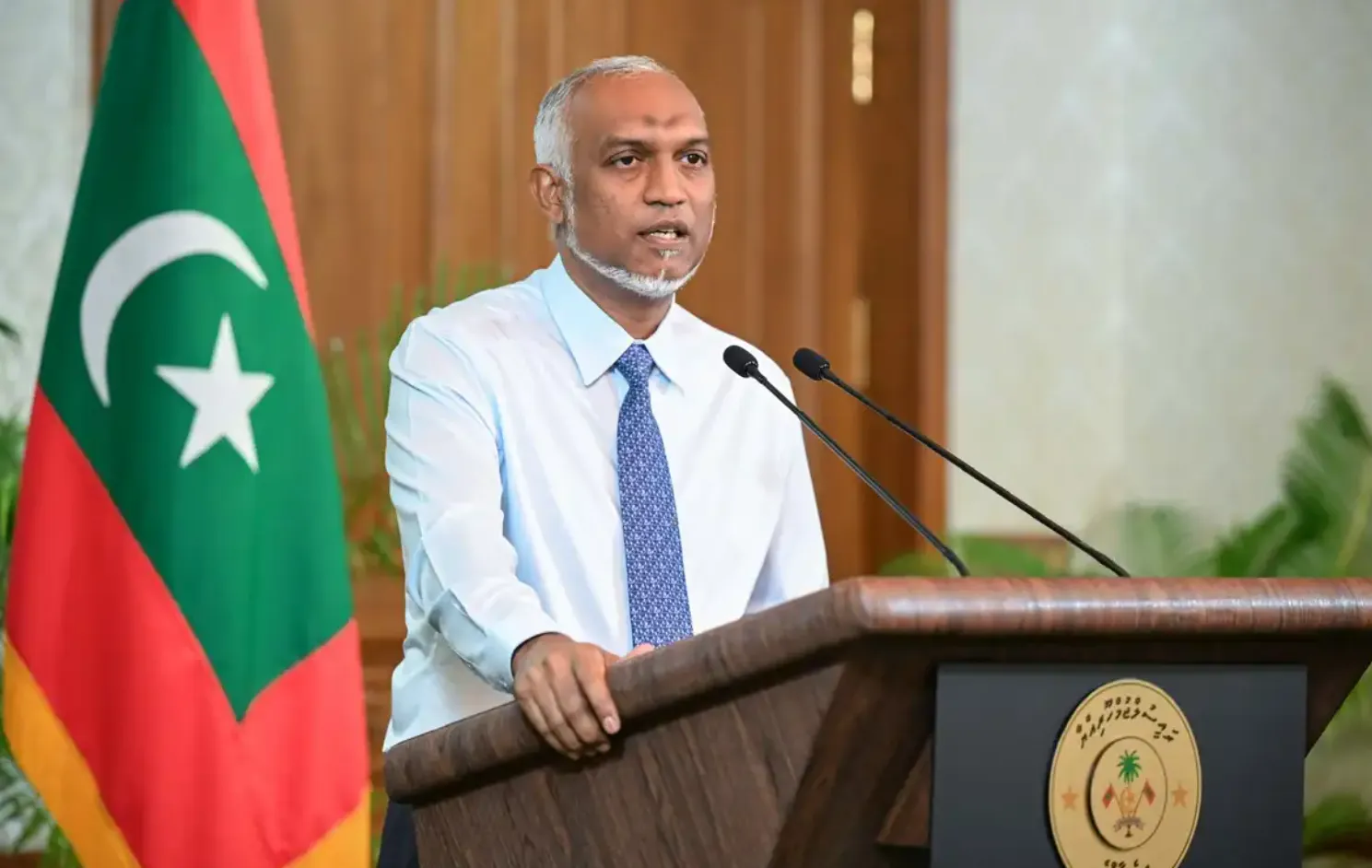 ނޭޕާލްއަށް ދިމާވެފައިވާ ދަތި އުނދަގޫ ހާލަތުގައި މުޅި ދިވެހިރާއްޖެ އޮތީ އެ ގައުމުގެ ރައްޔިތުންނާ އެކު: ރައީސް މުޢިއްޒު 
