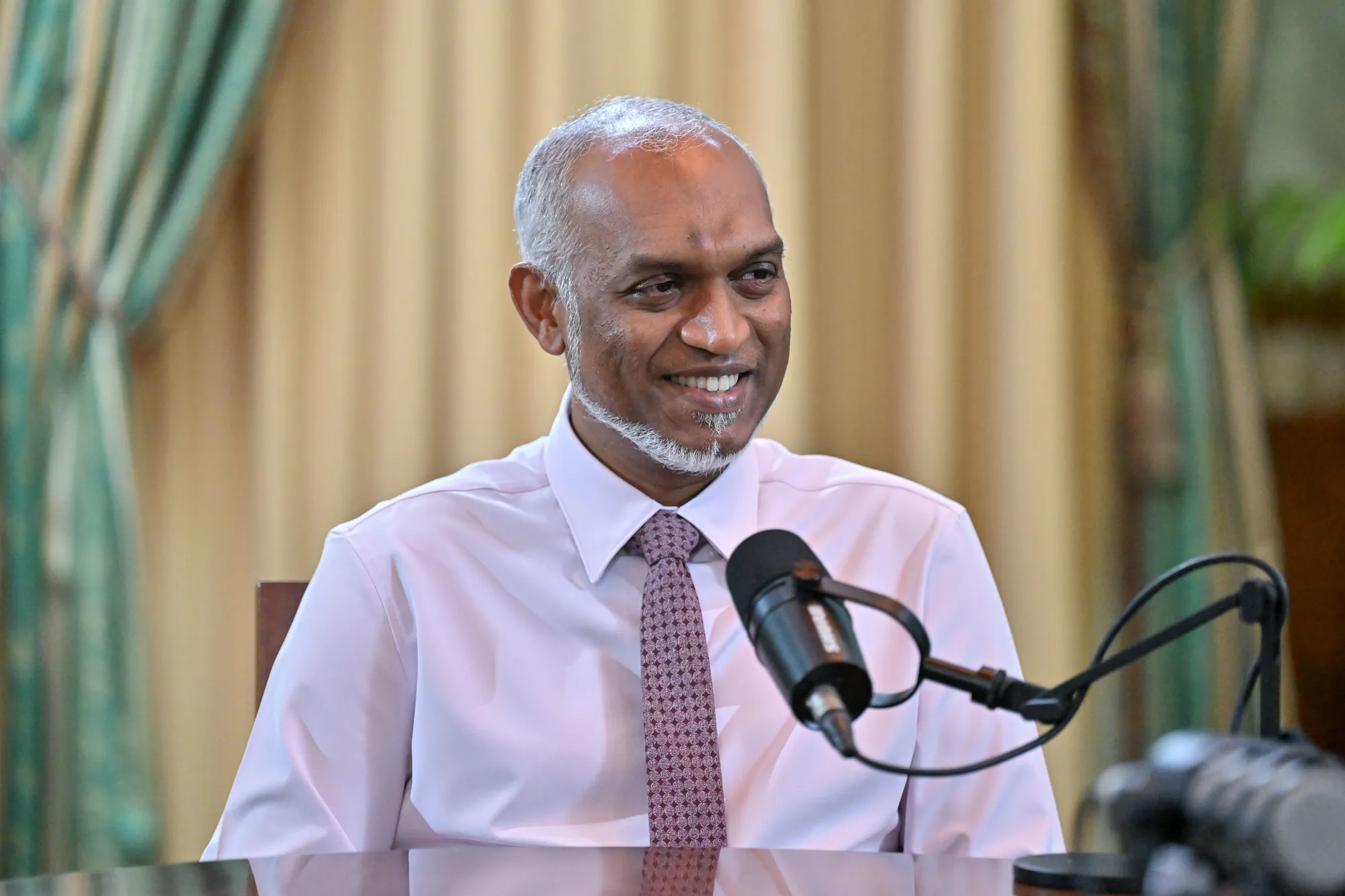 ނާޖައިޒުކޮށް އެއްވެސް މީހަކަށް ފްލެޓެއް ނުދޭނަން، އެކަމުގެ ޔަގީންކަން ދެން: ރައީސް
