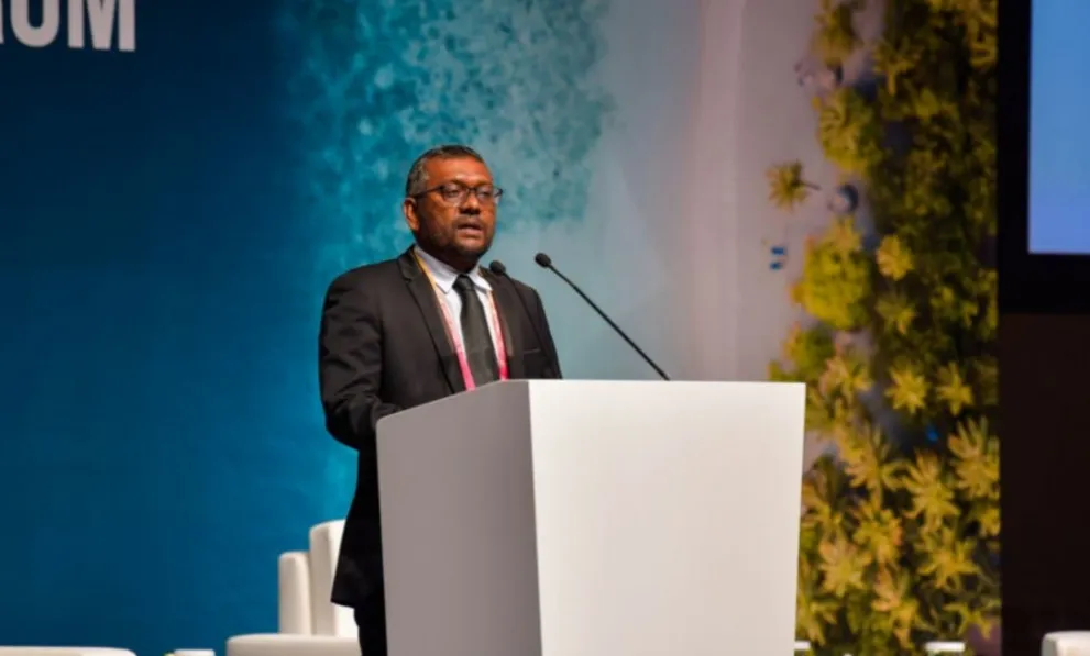 ހަޤީޤީ މިނިވަންކަމަށް ވާނީ، ރާއްޖޭގައި ސޫޓު ލުމާއި ޓައި އެޅުމުން މިނިވަންވުމުން: ފައްޔާޒް