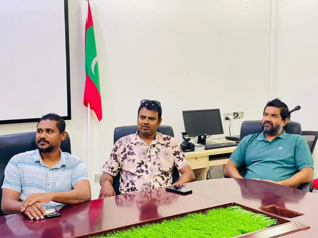 "2 ޖީއެސް ވޮލީބޯޅަ ޓޯނަމަންޓް" ގެ ގުރުލުން މިއަދު ބާއްވައިފި!