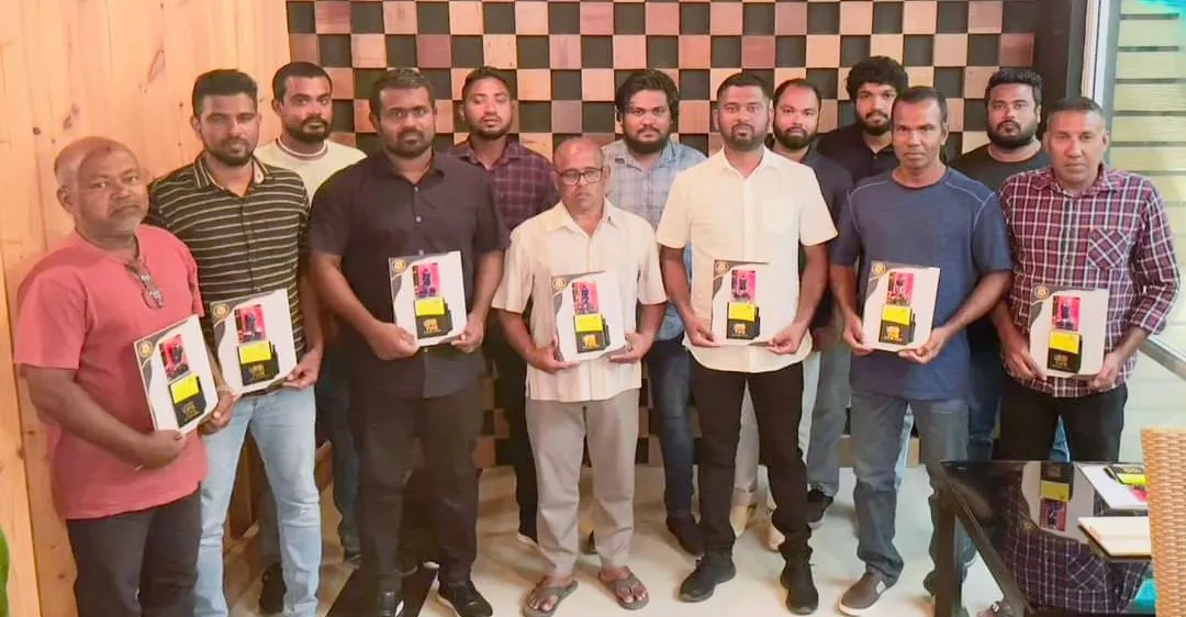 ރެފްރީން ގެ އަގުވަޒަންކުރުމުގެ ގޮތުން ކުލަބު ޖީއެސްގެ ފަރާތުން ބޭއްވި ހަފްލާގެ ތެރެއިން