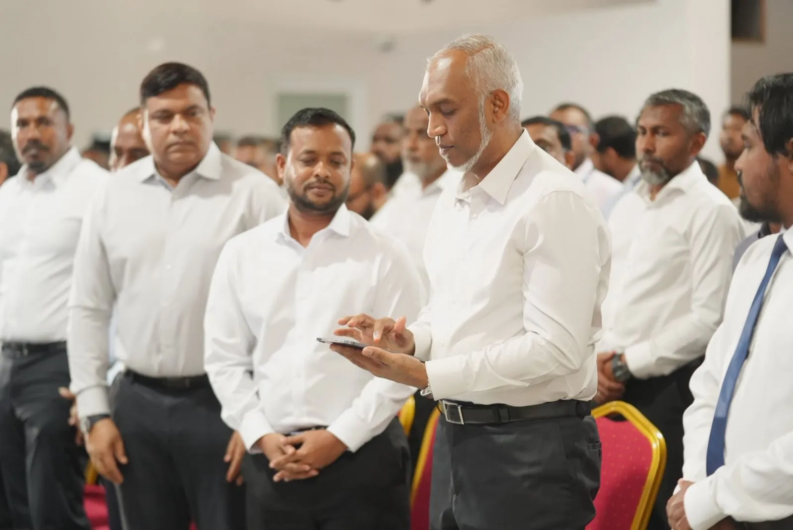 މ. އަތޮޅުގެ ފުރަތަމަ އެއާޕޯޓް، މުލި އެއާޕޯޓް ރަސްމީކޮށް ހުޅުވައިފި