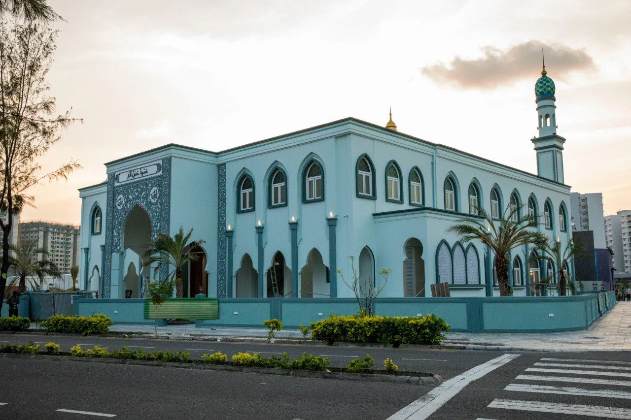 ހުޅުމާލެ ފާސް 2 ގައި އަލަށް ބިނާކުރި މަސްޖިދު ޙަސަން އާދަމް-- ފޮޓޯ: މިނިސްޓްރީ