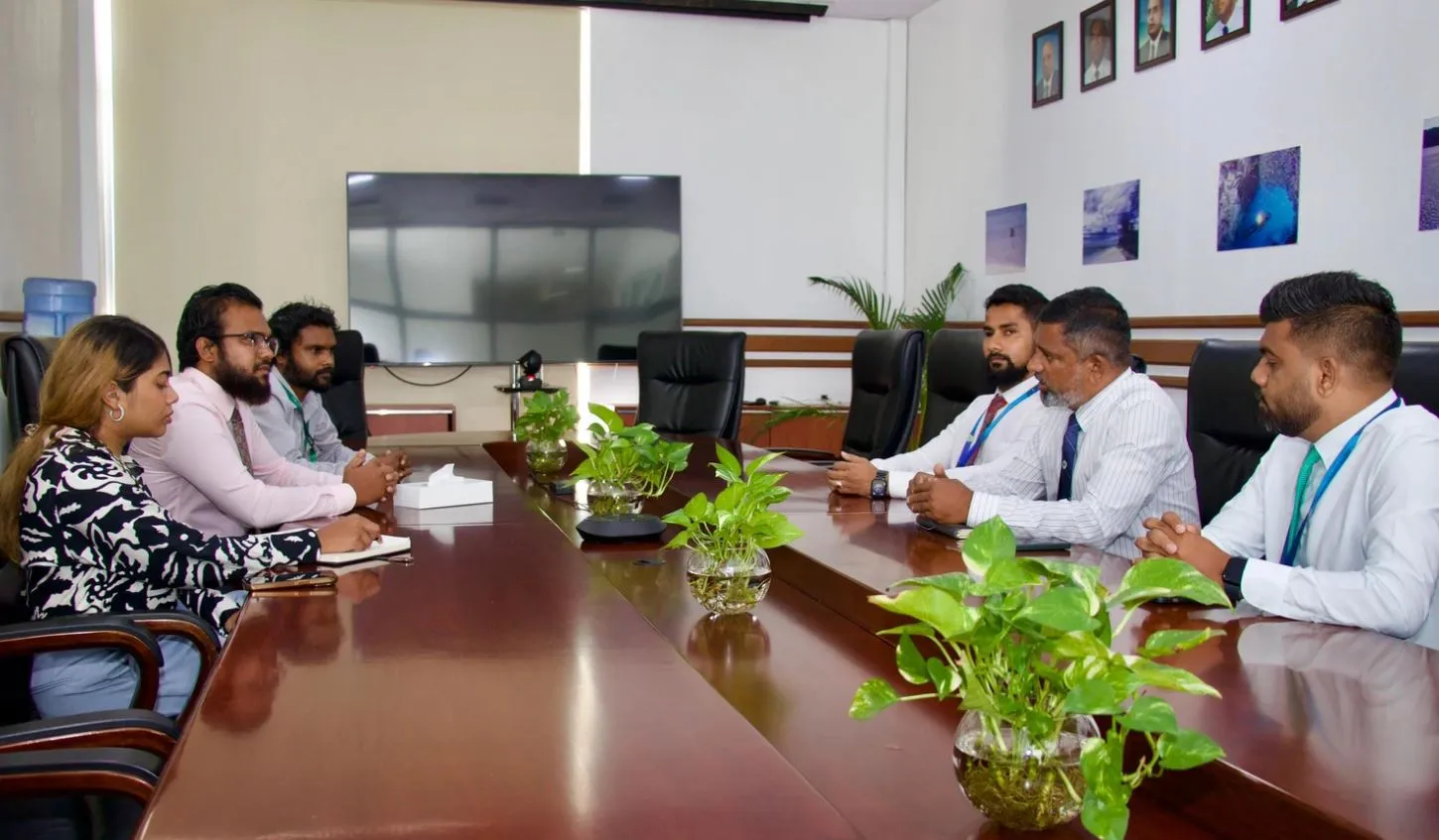 5 މިލިއަން ގަސް ޕްރޮޖެކްޓްގެ ދަށުން ހައުސިން ޑިވެލޮޕްމަންޓް ކޯޕަރޭޝަން އާއެކު މަޝްވަރާ ބައްދަލުވުމެއް ބާއްވައިފި.