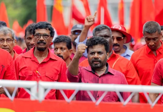 ޖޭވީޕީގެ ރެލީއެއް.. ފޮޓޯ: ސްރީލަންކާ ގާޑިއަން