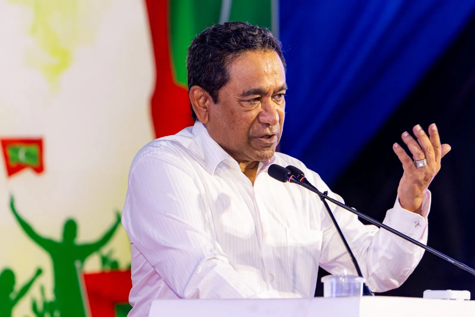 ރައީސް ޔާމީން އަށް މި ދެއްކެވުނީ އެމަނިކުފާނުގެ ވެރިކަމުގައި ކަންތައް ހިނގި ގޮތުގެ ވާހަކަ