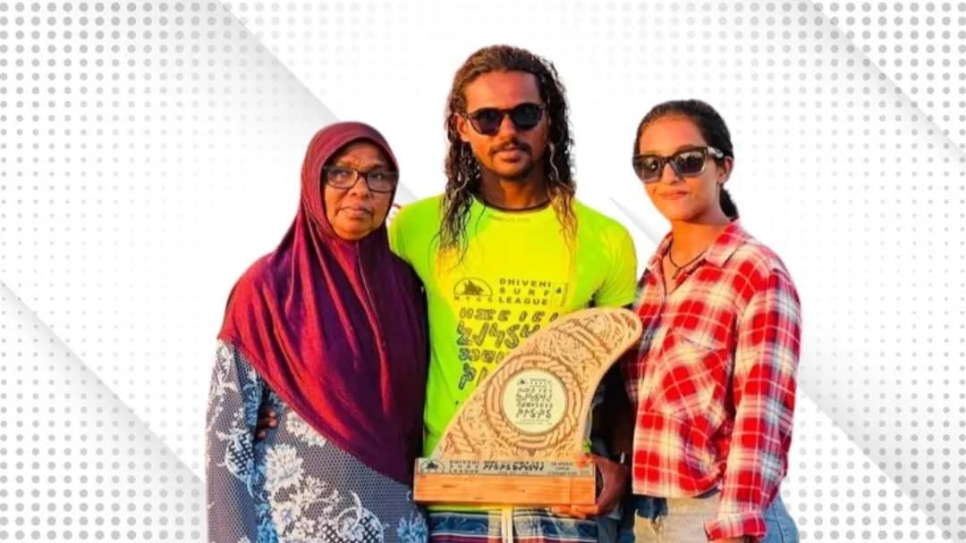 އިސްމާއިލް ރަޝީދު (ސްމައިލީ) މެދުގައި