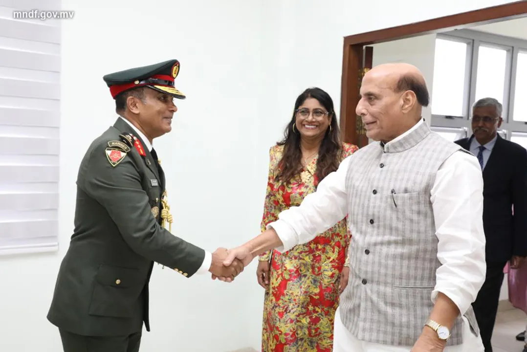 އިންޑިޔާގެ ދިފާއީ ވަޒީރު އެމްއެންޑީއެފްގެ ހެޑްކުއަރޓާސް އަށް ޒިޔާރަތް ކުރައްވައިފި