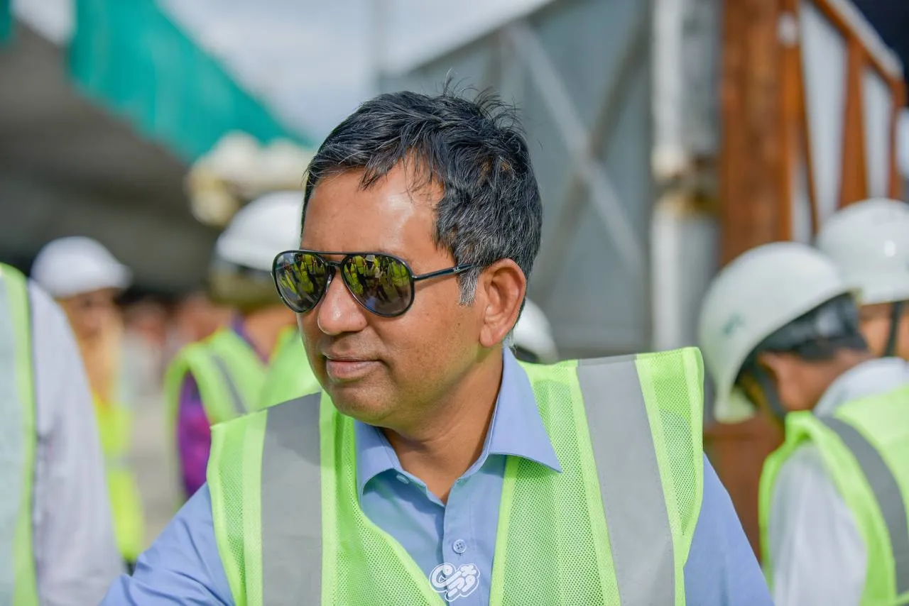 ރާއްޖެއަށް ދިވާމެވަފައިވާ ގޮންޖެހުންތައް ހައްލުކުރެއްވުމުގެ ހިތްވަރު ރައީސް މުޢިއްޒުގެ އެބަހުރި: ސަޢީދު