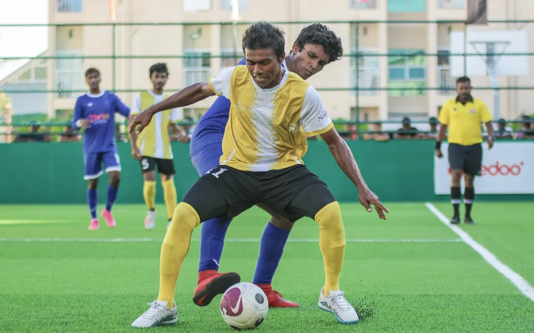 ޕެނަލްޓީގައި އިތާފުށި ބަލިކޮށް، އަނަންތަރާ ސެމީއަށް