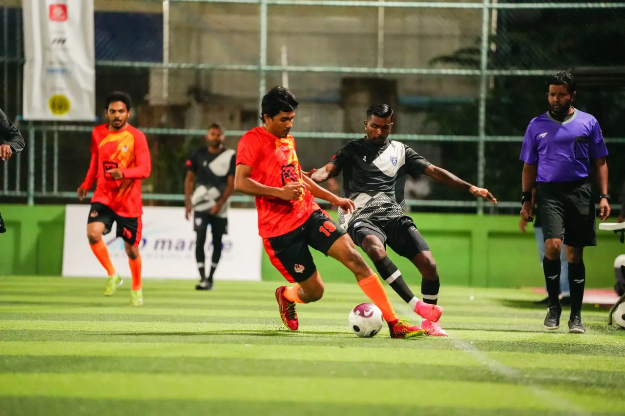 އޯލްވޭސް ޕްރެޕެއާޑާއި ބިންތަށި ވާދަކުރި މެޗުގެ ތެރެއިން... ފޮޓޯ: ވޮއިސް ސްޕޯޓްސް
