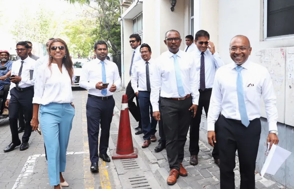 ރައީސް ޞާލިހުގެ ވެރިކަން އިންތިހާބަކުން ބަލިކުރާނަން: ދަ ޑިމޮކްރެޓްސް