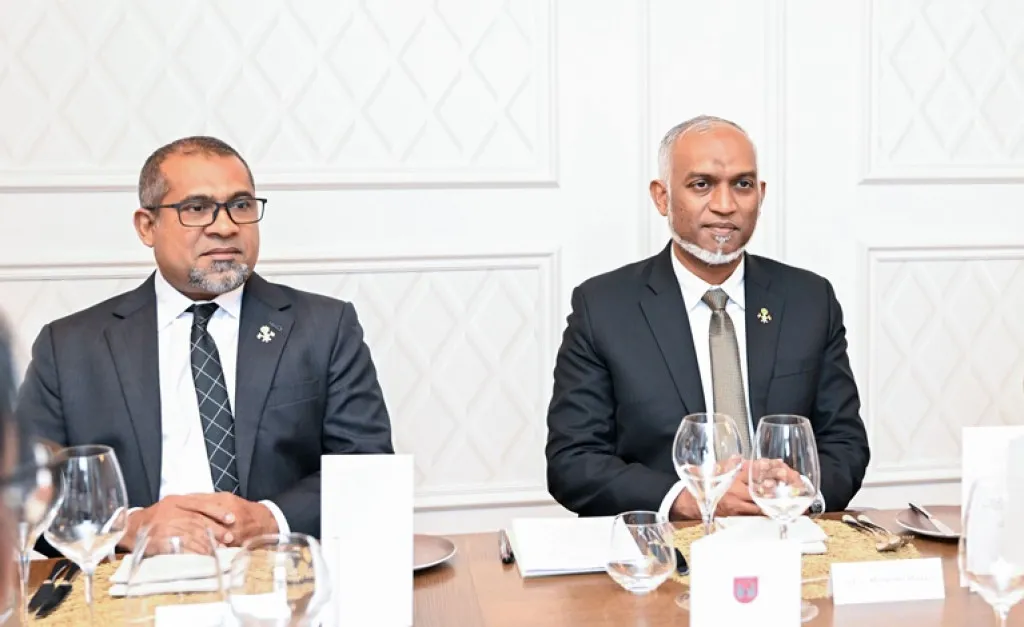 ފޯޅަވަހި މޮރިޝަސްއާ ހަވާލުކުރުން މަޑުޖައްސާލުމަށް ނިންމި ނިންމުމަށް ދިވެހި ސަރުކާރުން މަރުޙަބާ ކިޔައިފި