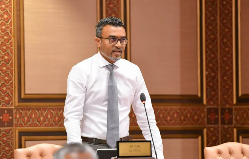 2026 ވަނަ އަހަރުގެ ރިޔާސީ ބަޔާނަކީ 2025 ވަނަ އަހަރުުގެ ކުލަ ނެތް ކޮޕީއެއް: ނާޒިލް