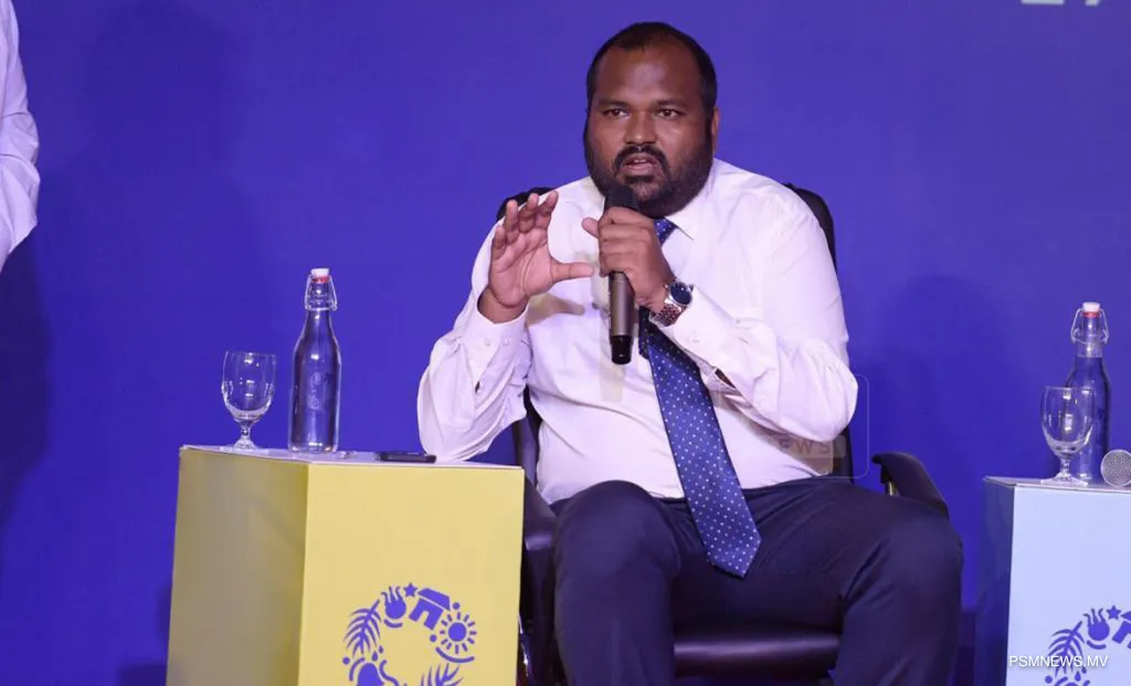 މިއަދުގެ އައިކޮމްގެ އަޑުއެހުމުގައި ޓޫރިޒަމް މިނިސްޓްރީން ބައިވެރިނުވި