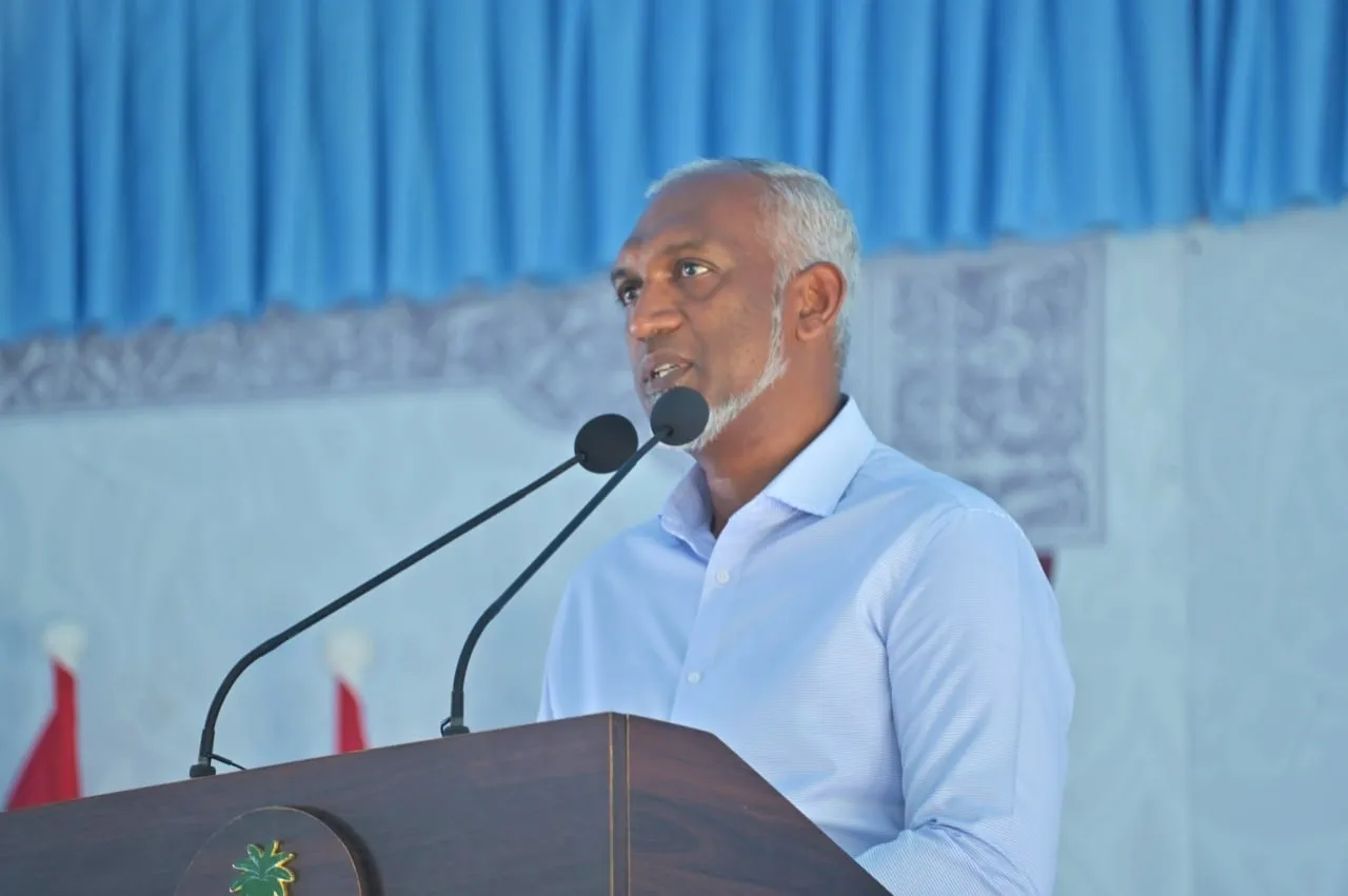 އެއް މަސްދުވަސްތެރޭގައި، ރާއްޖޭގެ ހުރިހާ ކައުންސިލަކާއި ބައްދަލު ކުރަން ރަށް ރަށަށް ދާނަން: ރައީސް މުޢިއްޒު