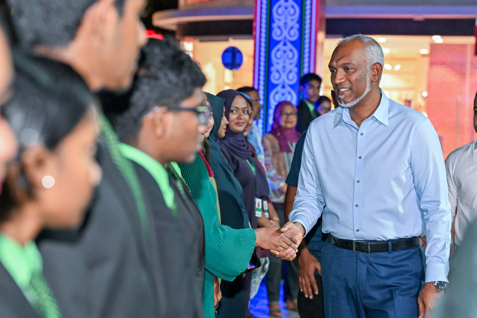 އެއް ކޮޓަރީގެ ފްލެޓް ލިބިފައިވާ މީހުންނަށް ތިން ކޮޓަރީގެ ފްލެޓަށް ކުރިމަތިލެވޭނެ ގޮތް ހަދައިފި