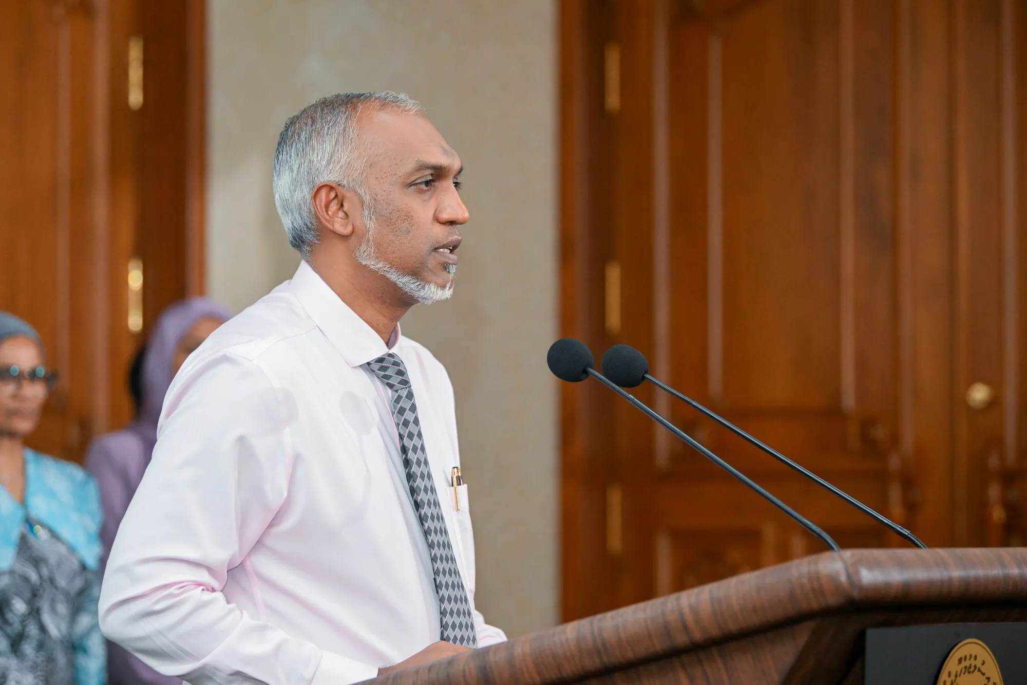 އެސްއީޒެޑްގައި އިންވެސްޓް ކުރެވޭނެ އެންމެ ދަށް އަގަކީ 100 މިލިއަން ޑޮލަރު ކަމަށް ކަނޑައަޅުއްވައިފި