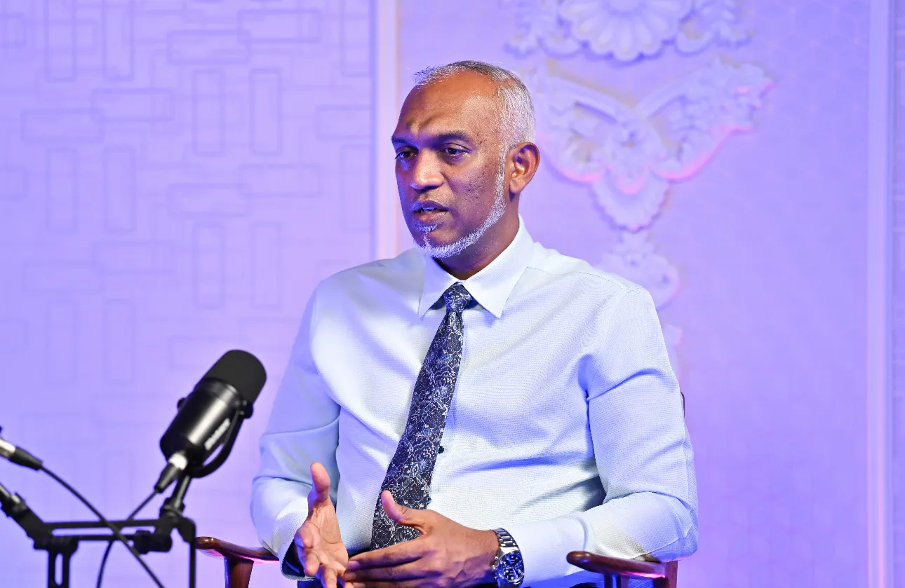 ރައީސުލްޖުމްހޫރިއްޔާ ޑރ. މުޙައްމަދު މުޢިއްޒު: ފޮޓޯ/ ރައީސް މުޢިއްޒު