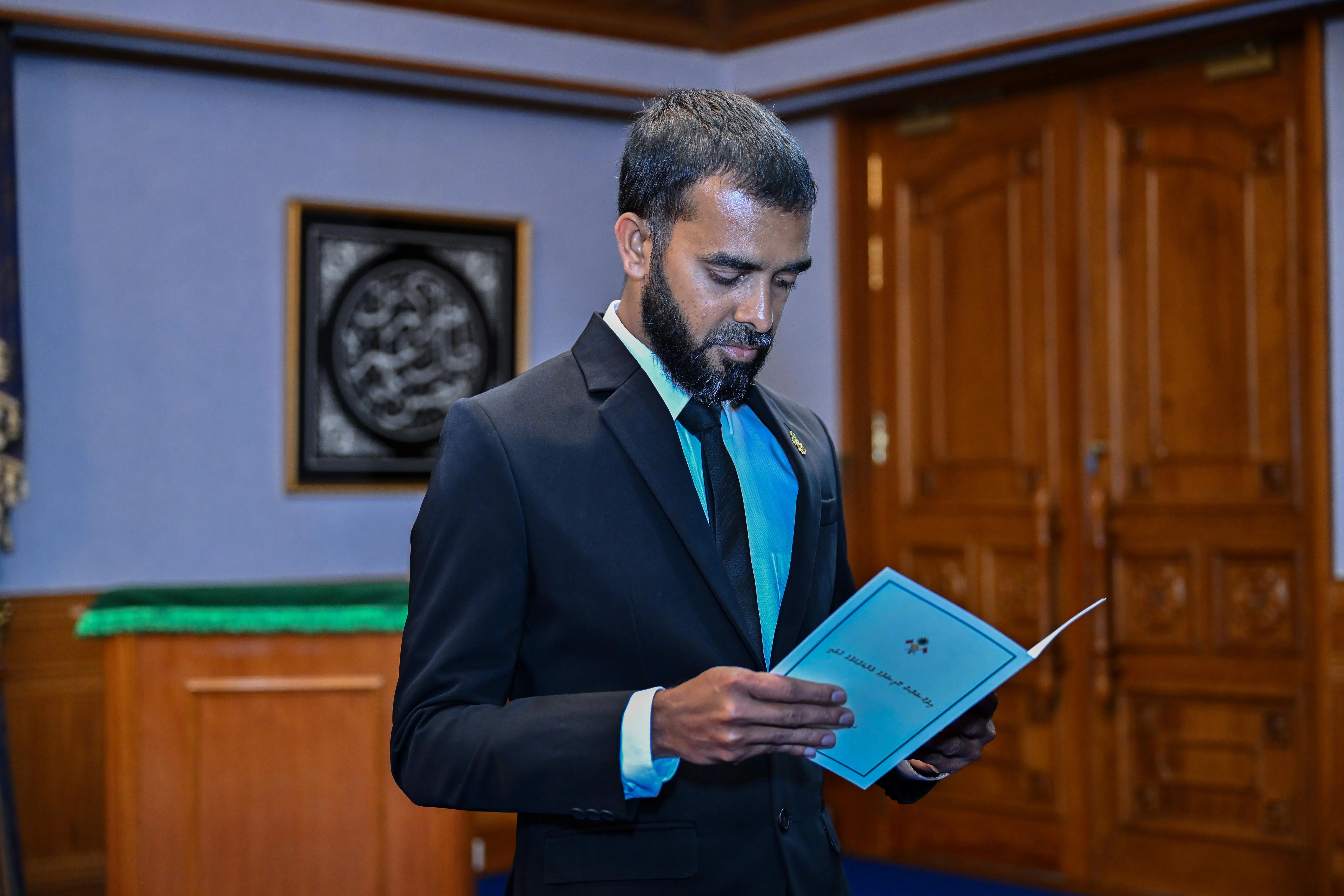 އިލެކްޝަންސް ކޮމިޝަނަށް ރިފްޢަތު ޢައްޔަނުކުރައްވައިފި