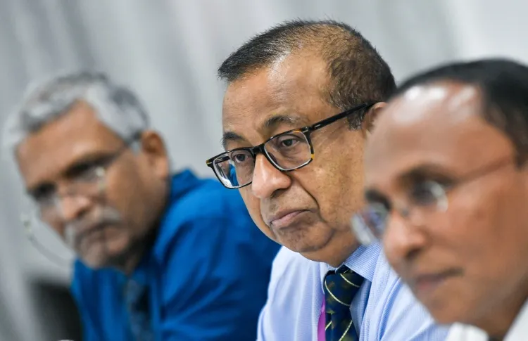 ރިޔާސީ އިންތިޚާބަށް ކުރިމަތިލުމަށް ހުޅުވާލައިފި