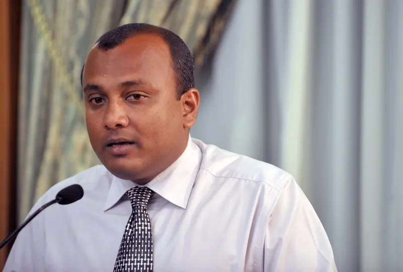އަޅުގަނޑަކީ ދައުލަތުގެ އިދާރާއަކަށް ފިލައިގެން އުޅޭ މީހެއް ނޫން: އައްބާސް