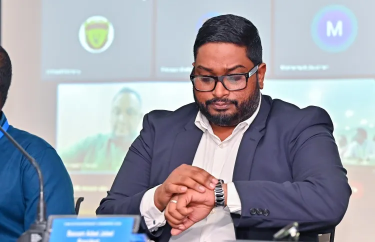 ބައްސާމް އަނެއްކާވެސް ގޭބަންދަށް