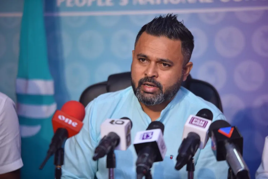 ރައީސް ޔާމީންގެ މައްޗަށް ހިންގި ތަހުގީގާއި، ކުރި ދައުވާ އަކާއި އެއްވެސް ގުޅުމެއްނެތް: ޝިޔާމް