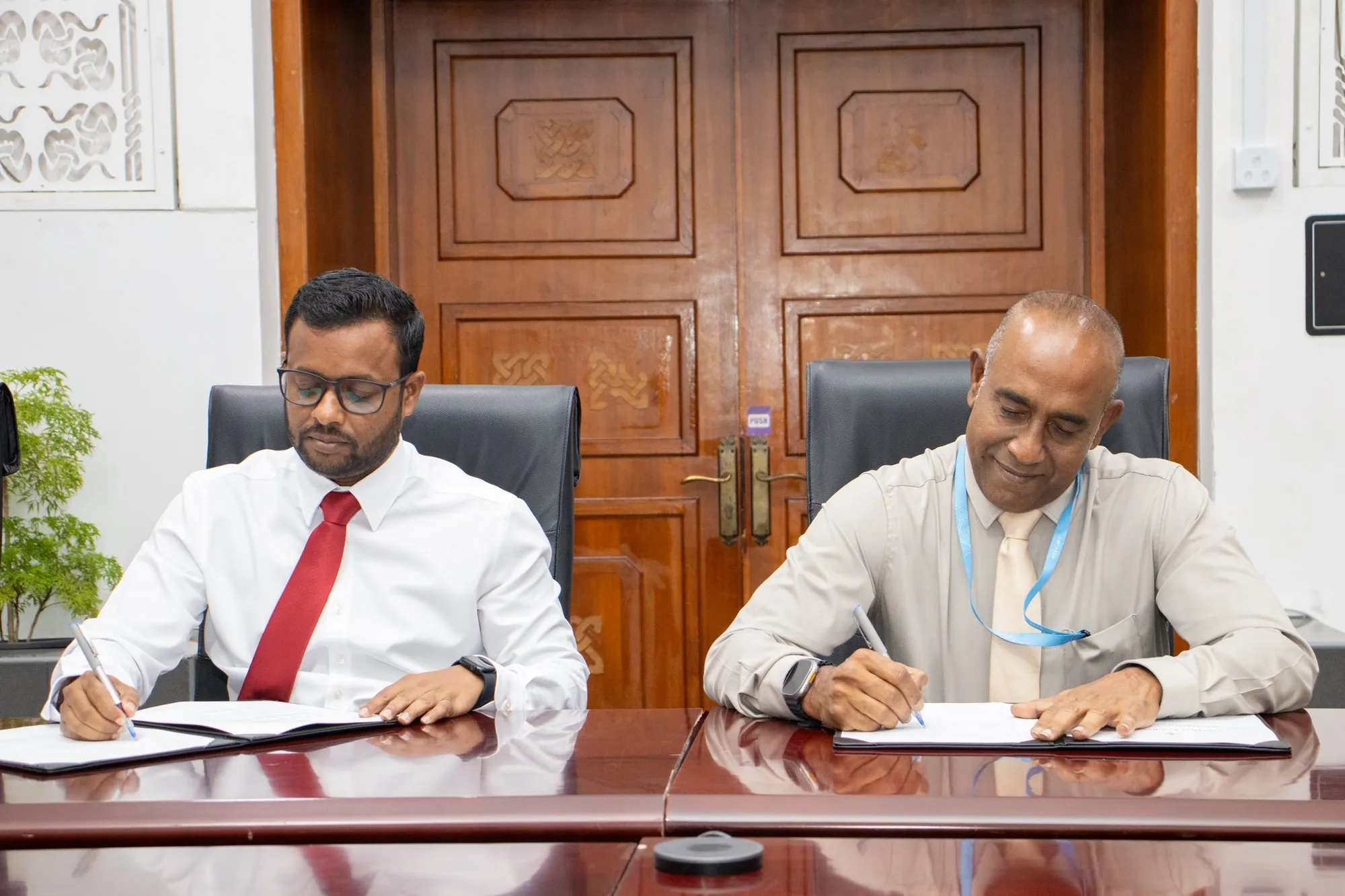 އުތުރުފަރާތު ބޮޑުތަކުރުފާނުމަގު ތަރައްޤީކުރުމުގެ މަސައްކަތް އެމްޓީސީސީއާ ހަވާލުކުރުމުގެ ތެރެއިން... ފޮޓޯ: އެމްޓީސީސީ