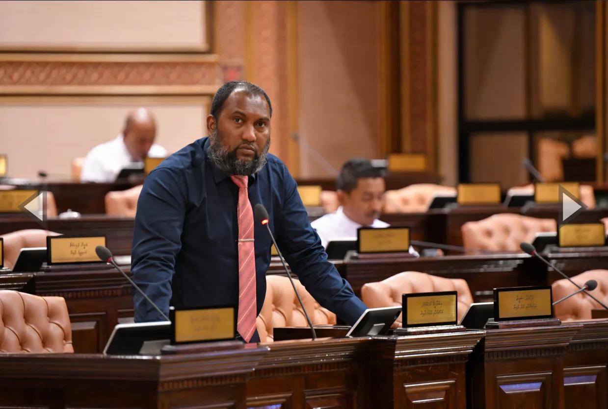 ސަރުކާރުން ދަނީ ބައިތުލްމާލުން ކޮށްފައިހުރި ވައްކަންތައް ރިކަވަރ ކުރުމަށް ގާނޫނުތައް ހަދަމުން: އިބްރާޙީމް