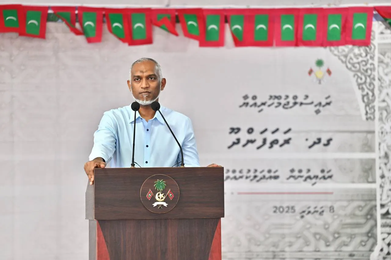 ރައީސް ޑރ.މުޙައްމަދު މުޢިއްޒު-- ފޮޓޯ: ރައީސް އޮފީސް