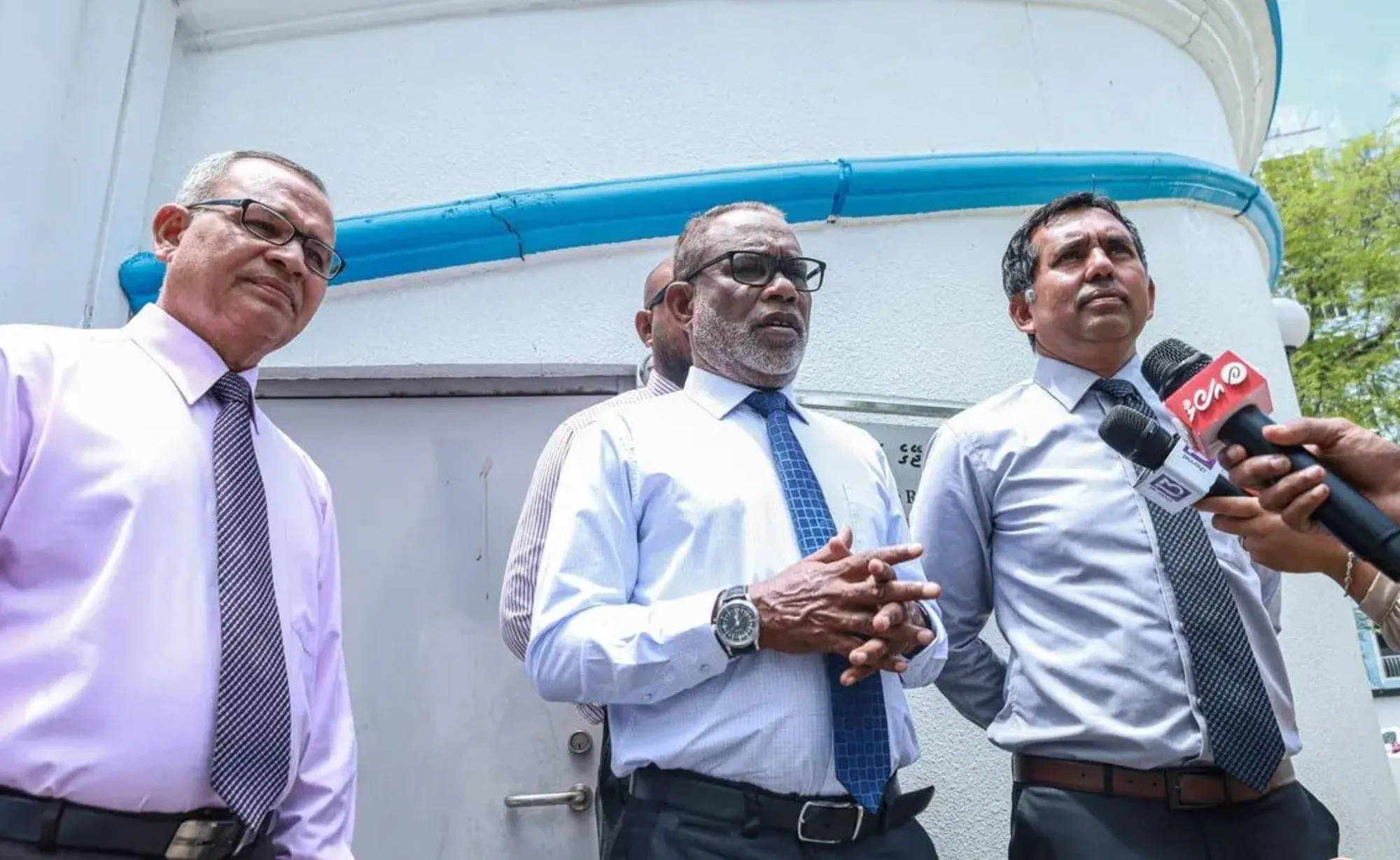 އިދިކޮޅު ލީޑަރުން ހައިކޯޓުގައި 5 ގަޑިއިރު، ރައީސް ޔާމިނުގެ އިސްތިއުނާފު އޮތް ހިސާބެއް ނުބުނި!