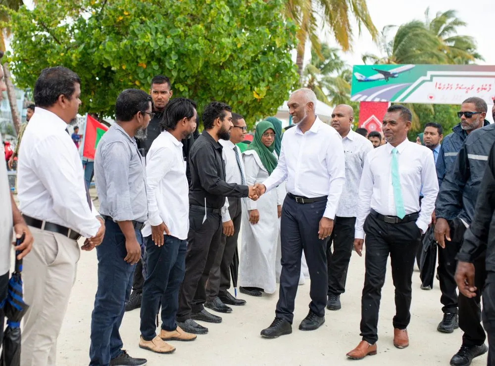 President Dr Mohamed Muizzu arrives in L. Maavah (Photo/President’s Office)