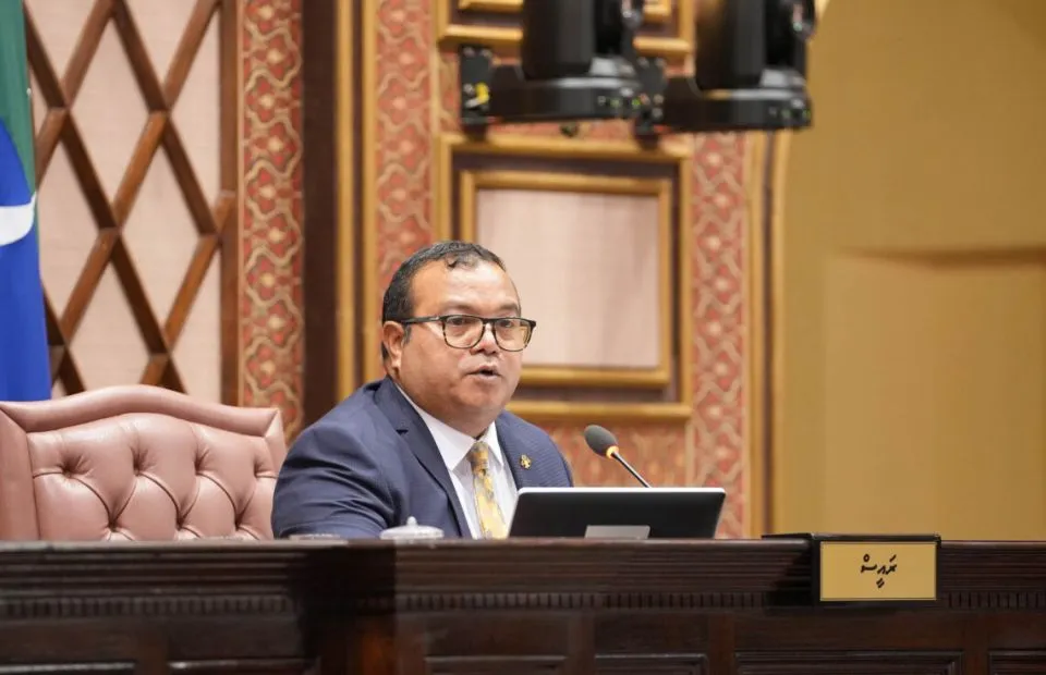 ދައުރު ނިމެންވެފައި ވަނިކޮށް ކުރީ ސަރުކާރުން މަޖިލީހަށް ފޮނުވި ބައެއް ސަފީރުންގެ ނަންތައް އަނބުރާ ނަގައިފި