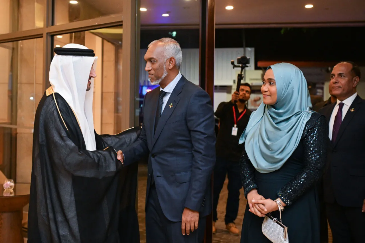 ކޮޕް-28 ގައި ބައިވެރިވެވަޑައިގަތުމަށް ރައީސް ޑރ މުޢިއްޒު މިމަހު ފަހު ކޮޅު ޔޫއޭއީއަށް