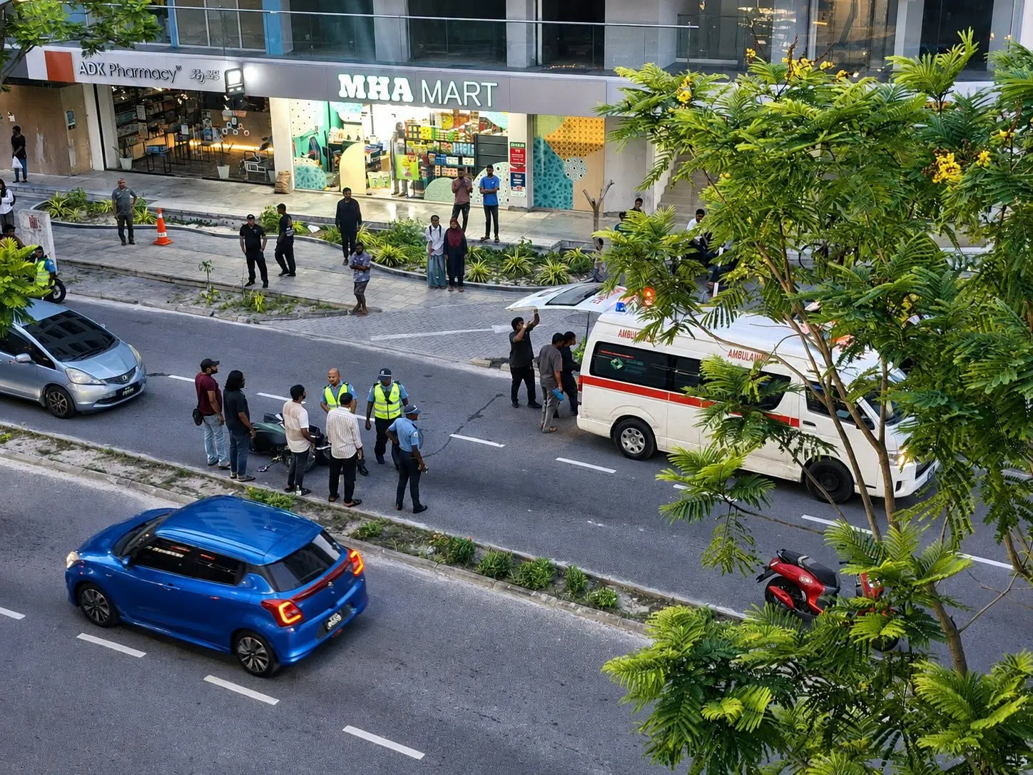 ވިނަރެސް ޓަވަރުތައް ހިމެނޭ ހިތިގަސް މަގުގައި ނުރައްކާތެރި އެކްސިޑެންޓެއް