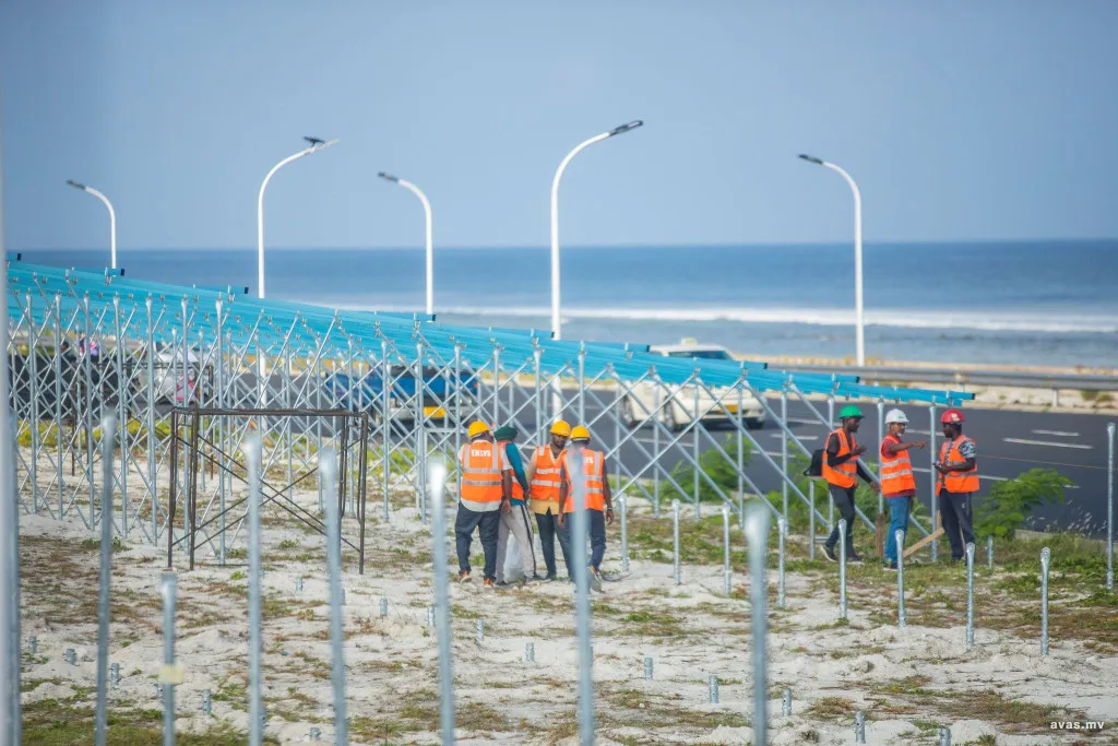 ހައިވޭގެ ސީ ވިއު ގެއްލުވާލި ޕެނަލްތައް ނަގަން ވީ ވައުދާއެކު ގިނަ ބައެއްގެ ތައުރީފު!